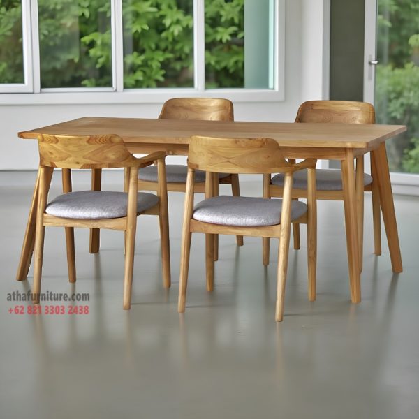 Dining Chairs Qatar